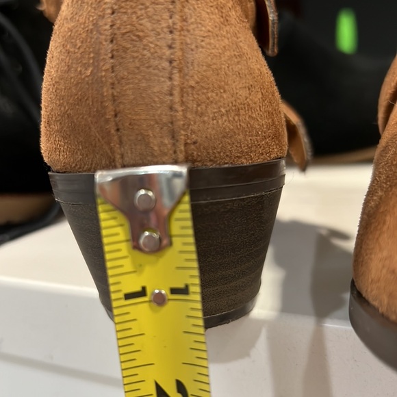 Booties - Women's Triple Buckle Western -Cognac Tan Kelsey Universal Thread EUC - Picture 9 of 9